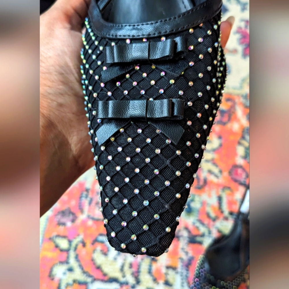 Shoes - Picture 2 of 4